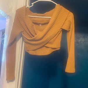 Fashion Nova, Mustard crop top, never worn, long sleeve